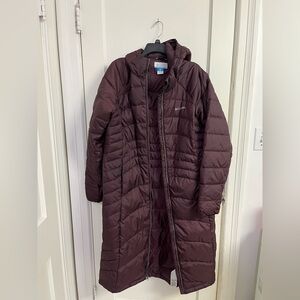 Columbia Women's Hooded Puffer Coat - Dark Burgundy